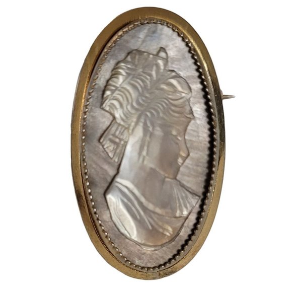 Catamore 1-20 12K GF Gold Filled Shell Carved Cameo Brooch, Signed E85 - Picture 10 of 10